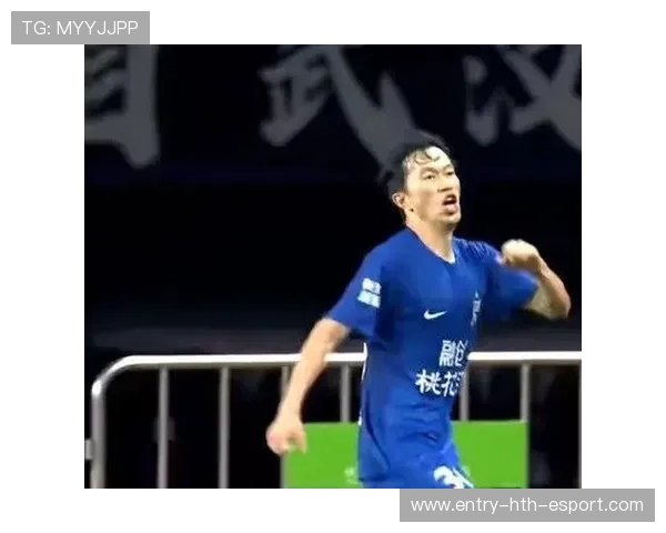 药厂9人不惧劣势，新帅执教5天终迎首胜，药厂10000人