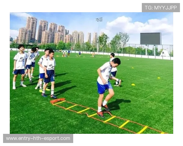 青训是否可以引入全封闭训练营模式，青训收费吗