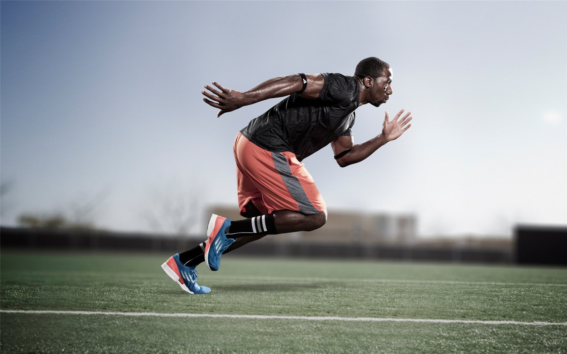 华体会官方登录入口-泰山主场近10轮不败！瓦科神奇进球，赛后感谢克雷桑，泰山瓦效果图